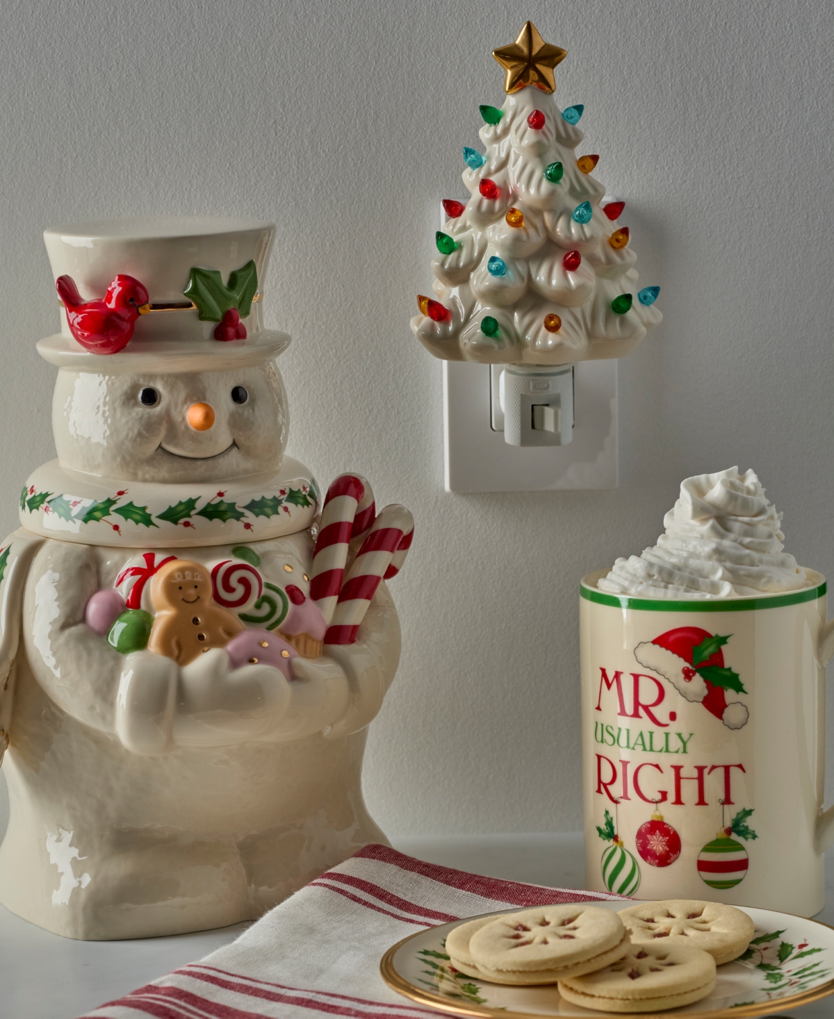 Lenox Treasured Traditions Tree Night Light In White