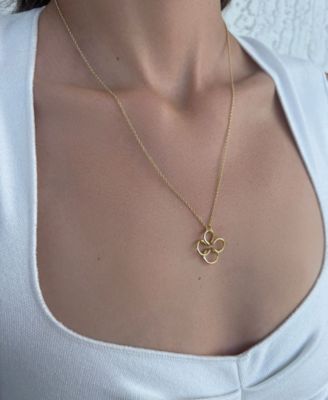 Gold Wire Clover Pendant Necklace