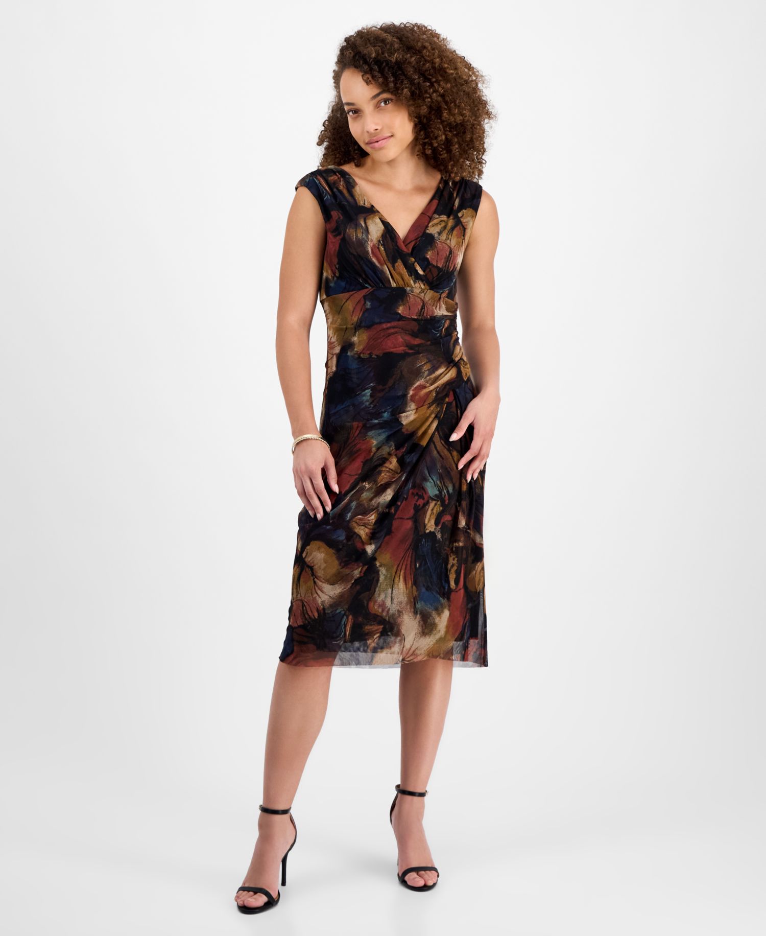 Petite Printed V-Neck Sleeveless Dress