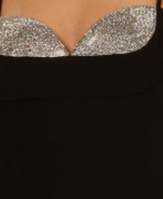 Women's Crepe Sweetheart-Neck Sleeveless Gown