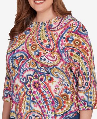 Plus Size Paisley Three Quarter Sleeve Top