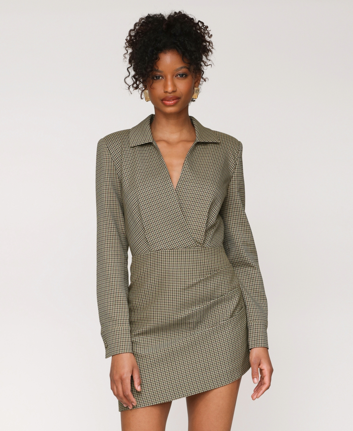 Avec Les Filles Women's Printed Split-neck Mini Dress In Green