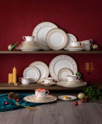 Trefolio Gold 40-Piece Dinnerware Set, Service For 8