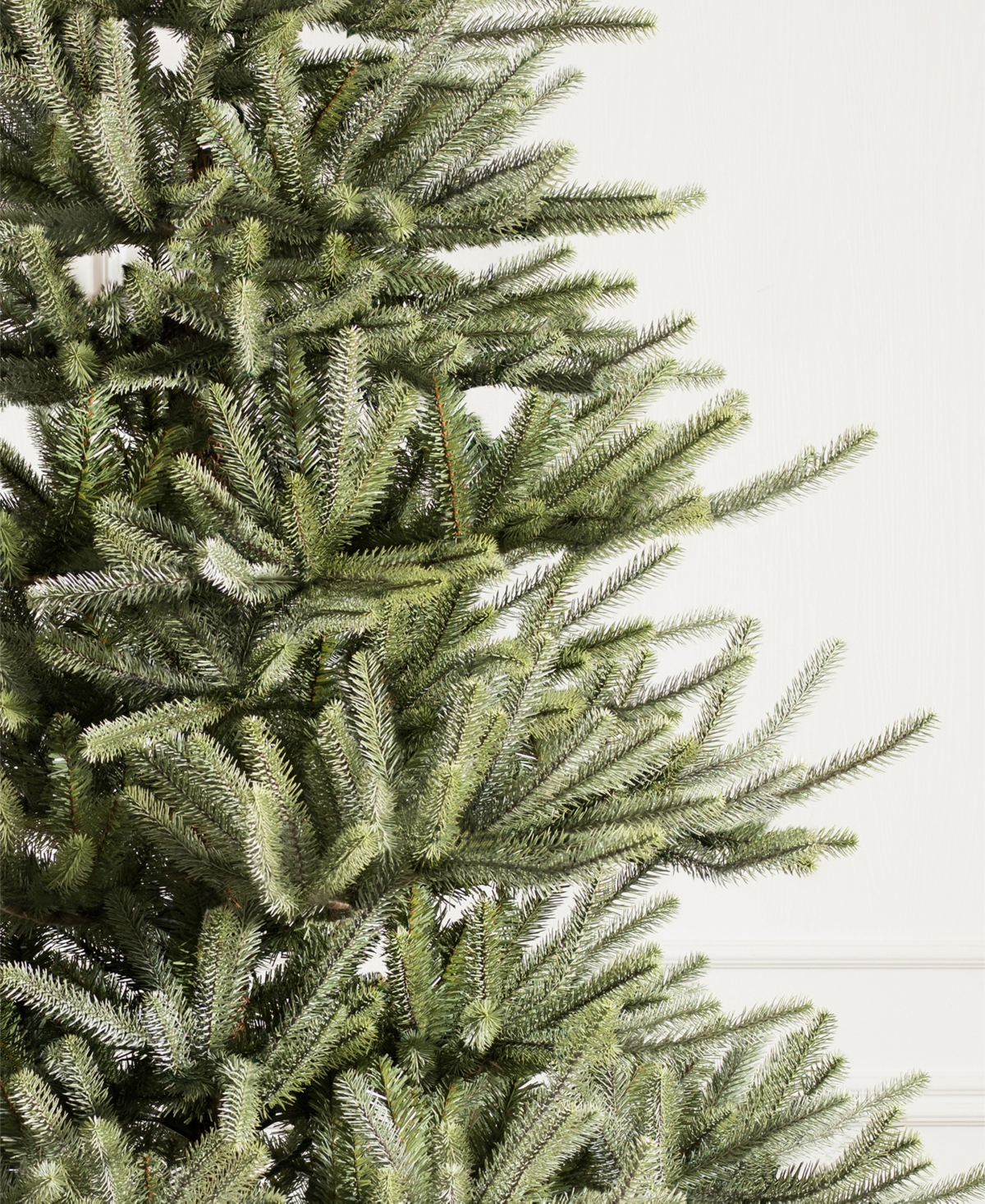 Balsam Hill 6 Ft Pre-lit Sanibel Spruce Tree In Green