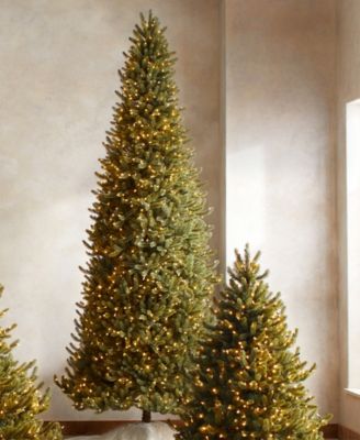 6.5 ft Pre-Lit Vermont Spruce Narrow Tree