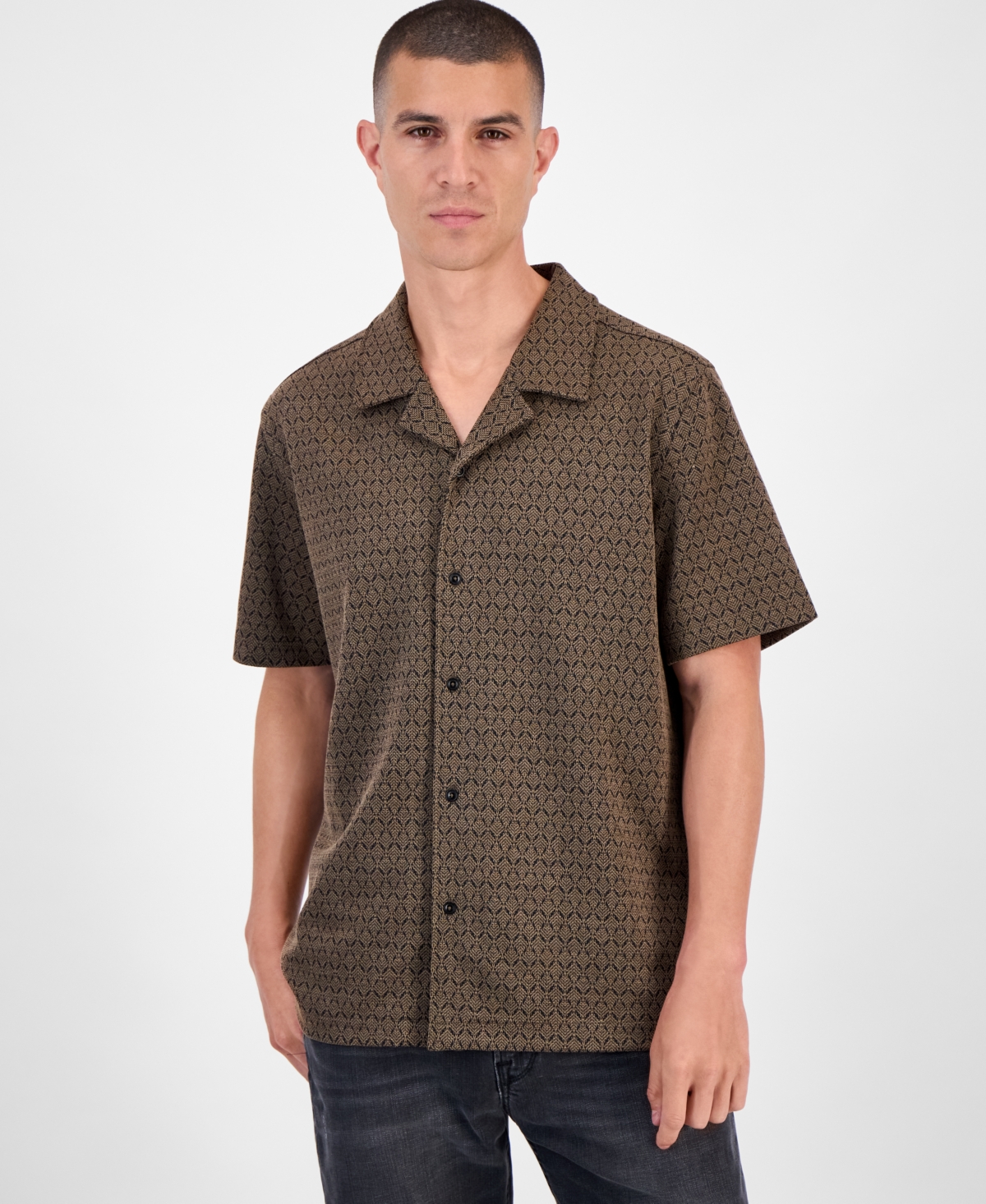 Guess Marcos Short Sleeve Jacquard Pattern Button-front Camp Shirt In Brown