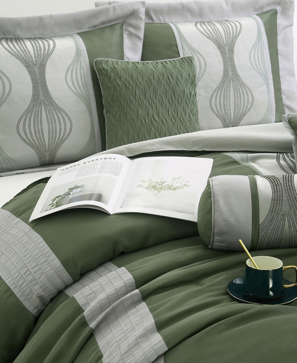 Stratford Park Kath 7-piece Comforter Set, California King In Green
