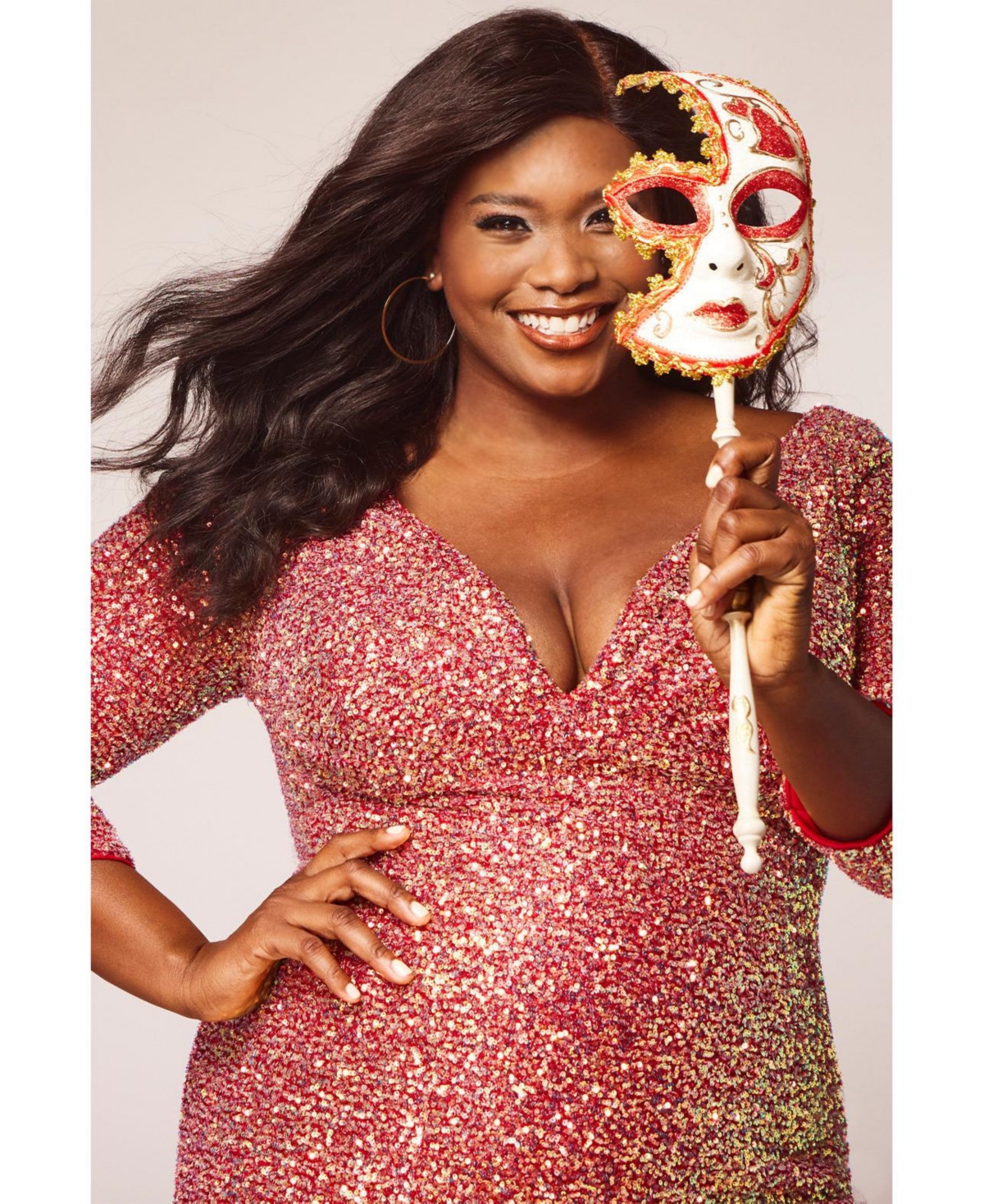 Sydney's Closet Women's Fitted V-Neck Multi-Dimensional Sequin Long Sleeve Plus Gown