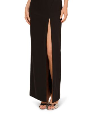 Women's Crepe Sweetheart-Neck Sleeveless Gown