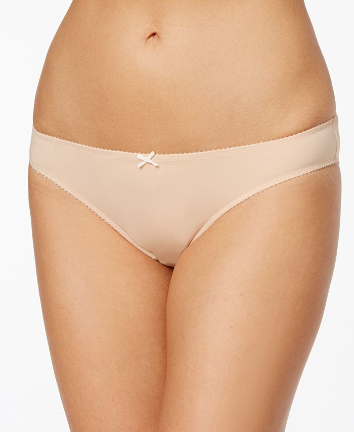 Heidi Klum lança coleção de lingerie em parceria com a Macy's