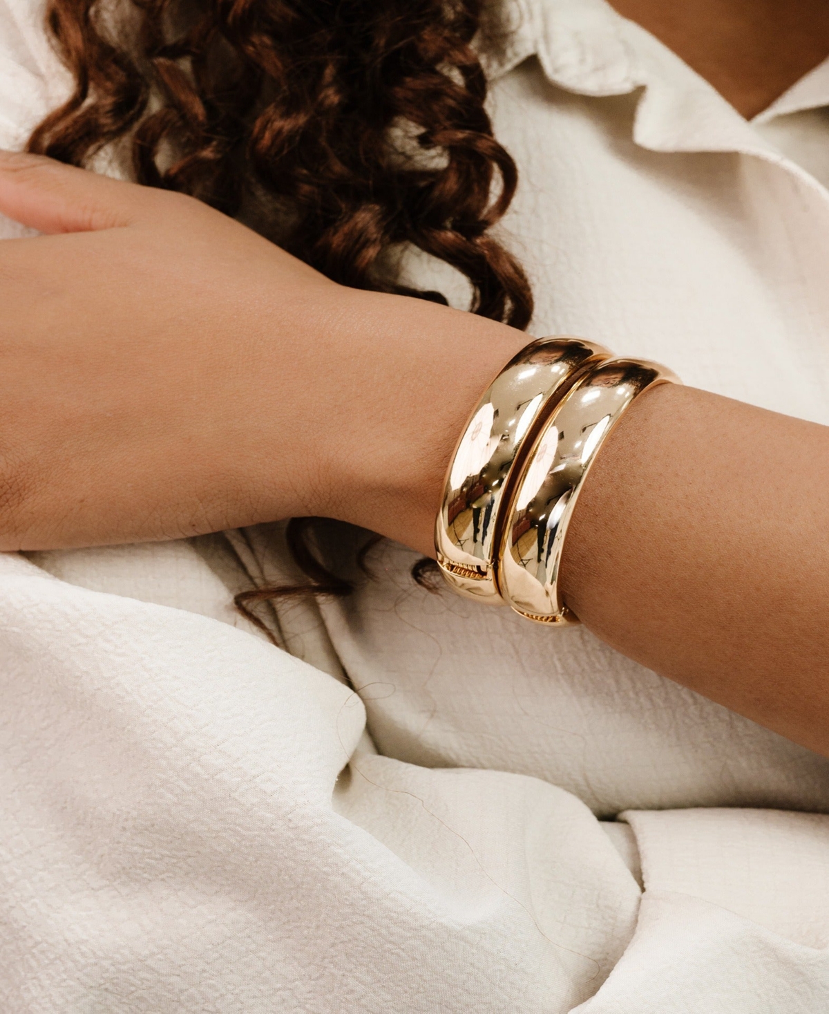 Ettika Simple Single Stack Bangle In Brown