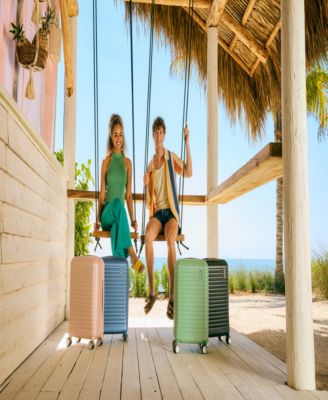 Stratum 3.0 Carry-On 20" Hardside Spinner