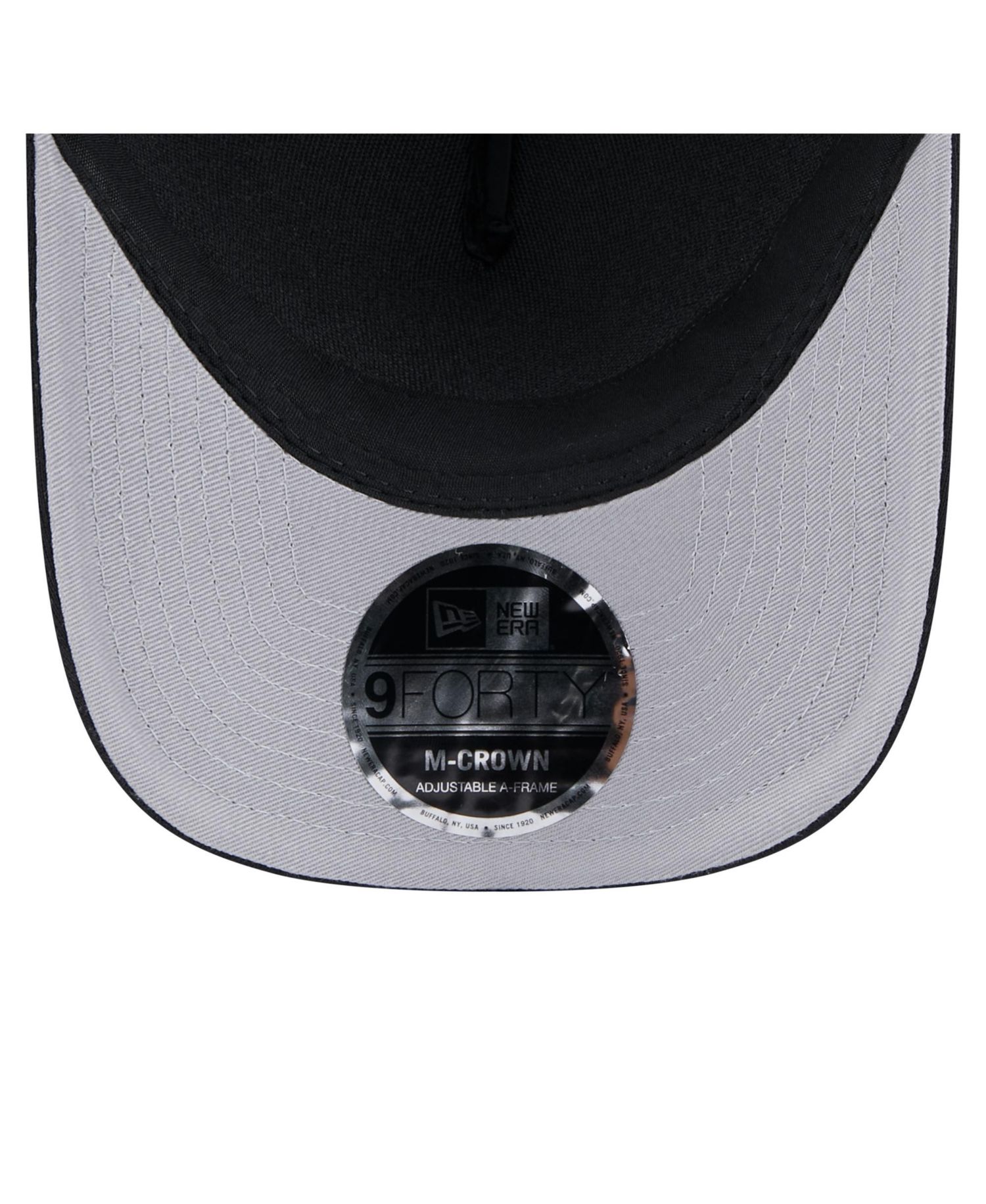 Men's Black Chicago Cubs Gradient 9FORTY A-Frame M-Crown Trucker Adjustable Hat