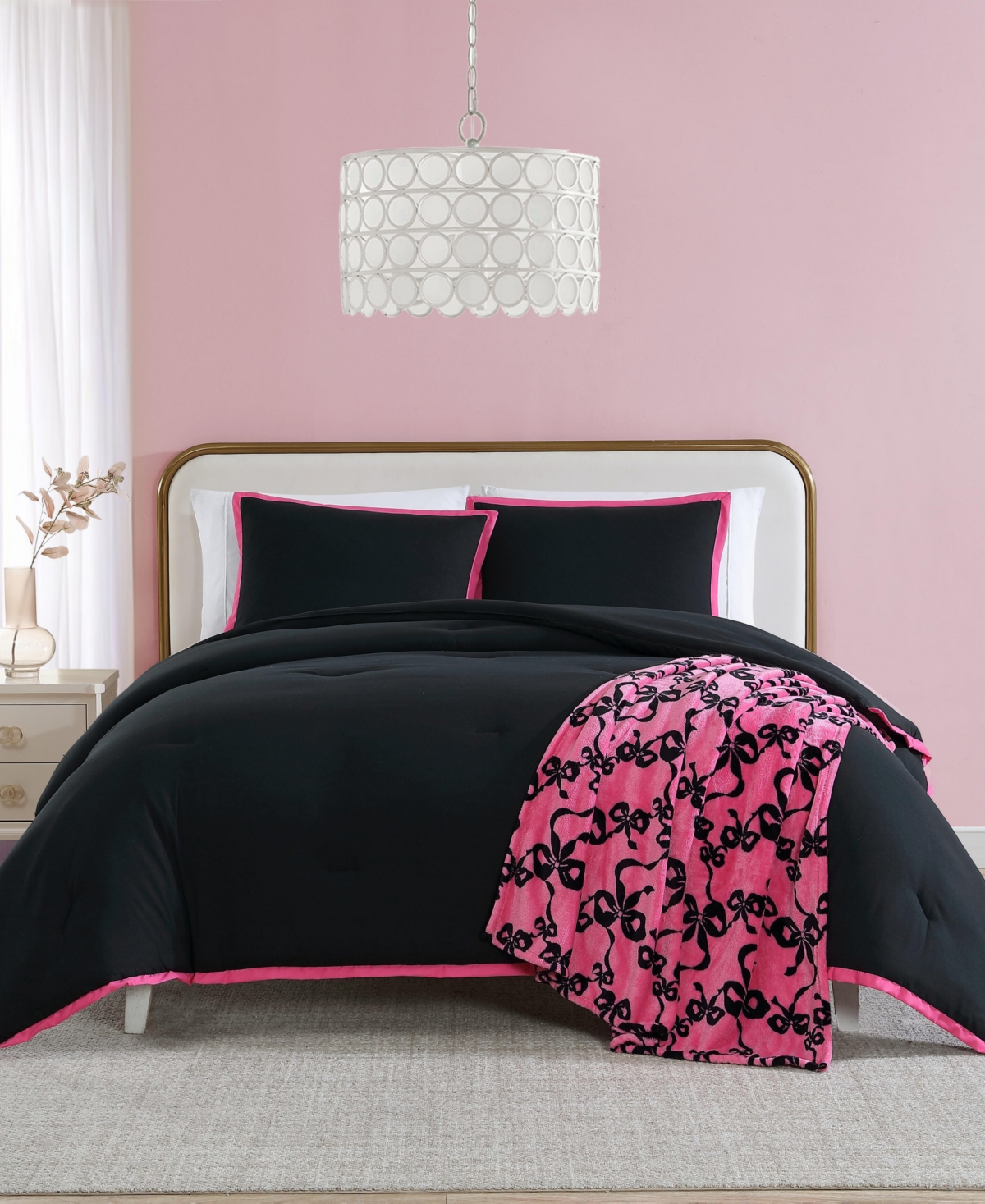 Betsey Johnson Signature Hotel 4-pc. Comforter Set, Full/queen
