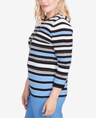 Women's Textured Stripe Sweater with Necklace