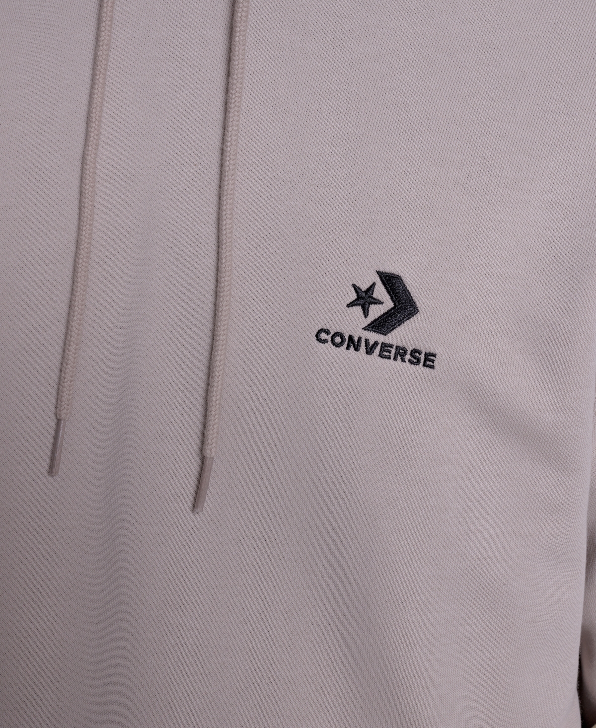 Converse Men's Standard Fit Long Sleeve Sweatshirt
