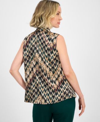 Women's Chevron-Printed Satin V-Neck Blouse