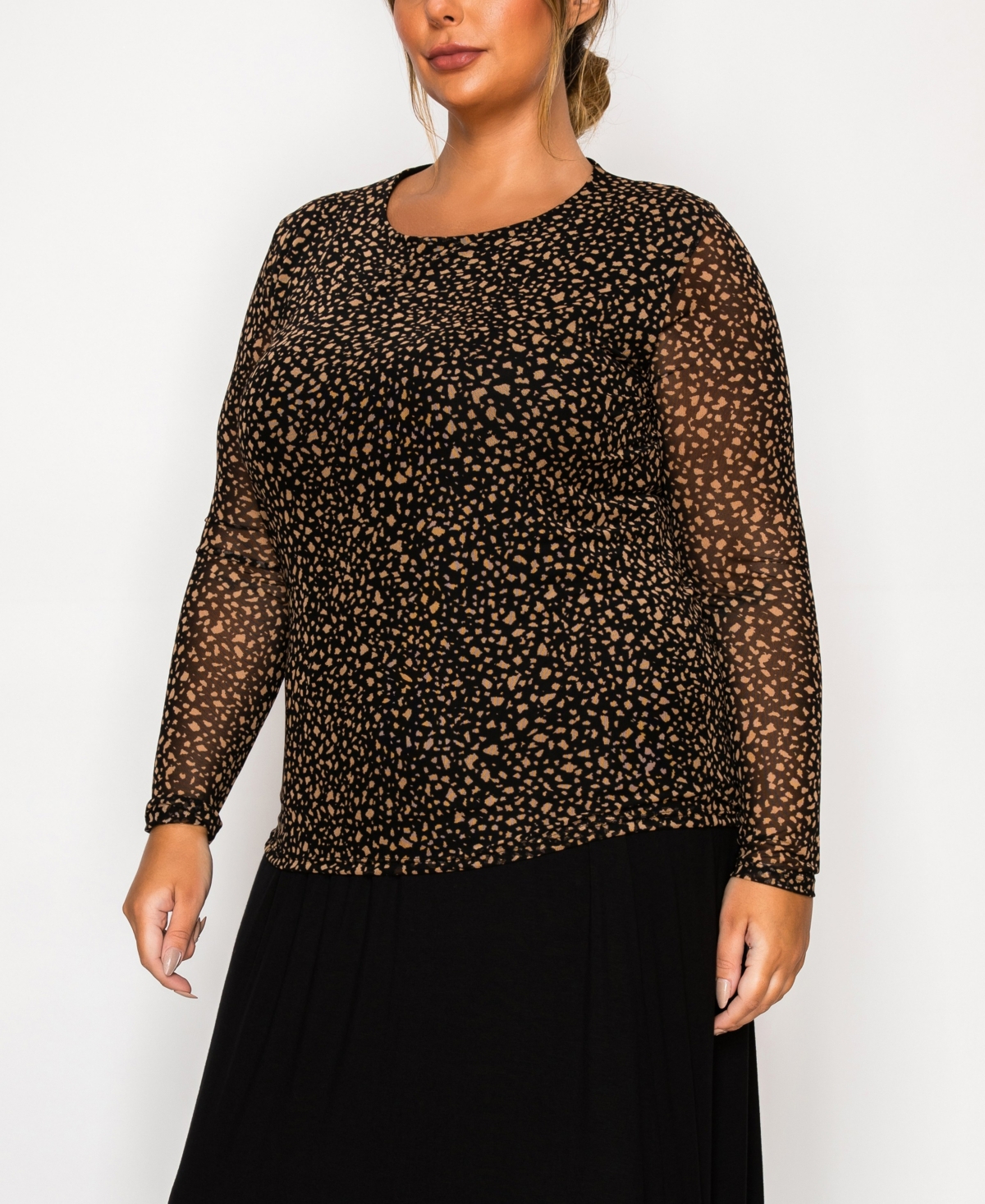 Coin 1804 Plus Size Pebble Mesh Scoop Neck Long Sleeve Top In Black