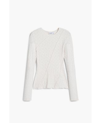 Women's T-shirt with cross seams