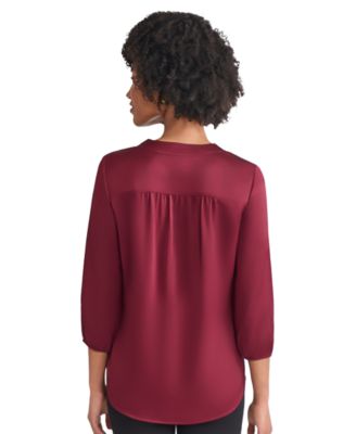 Women's V-Neck 3/4 Sleeve Top