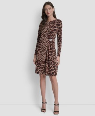 DKNY