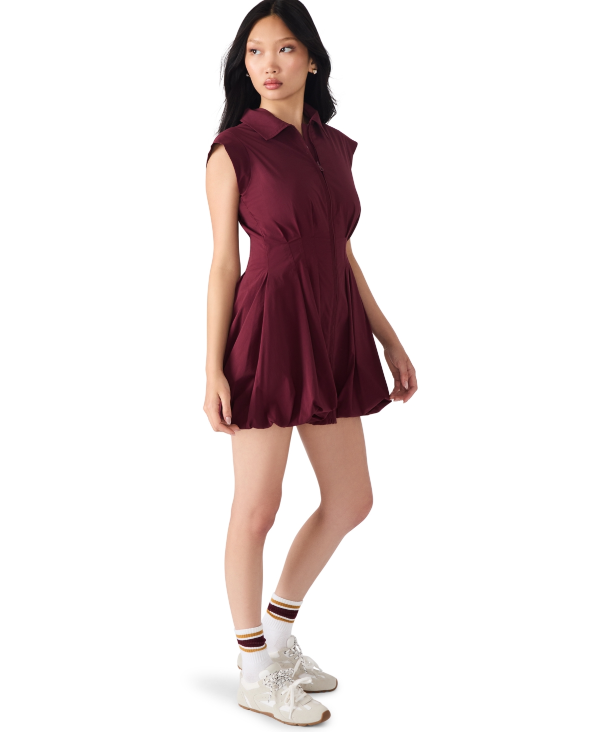 Steve Madden Dyanne Poplin Pleated Mini Dress In Burgundy