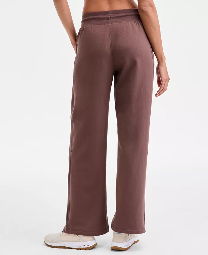 Women's Relaxed High-Rise Flare-Leg Fleece Pants - thumbnail 2