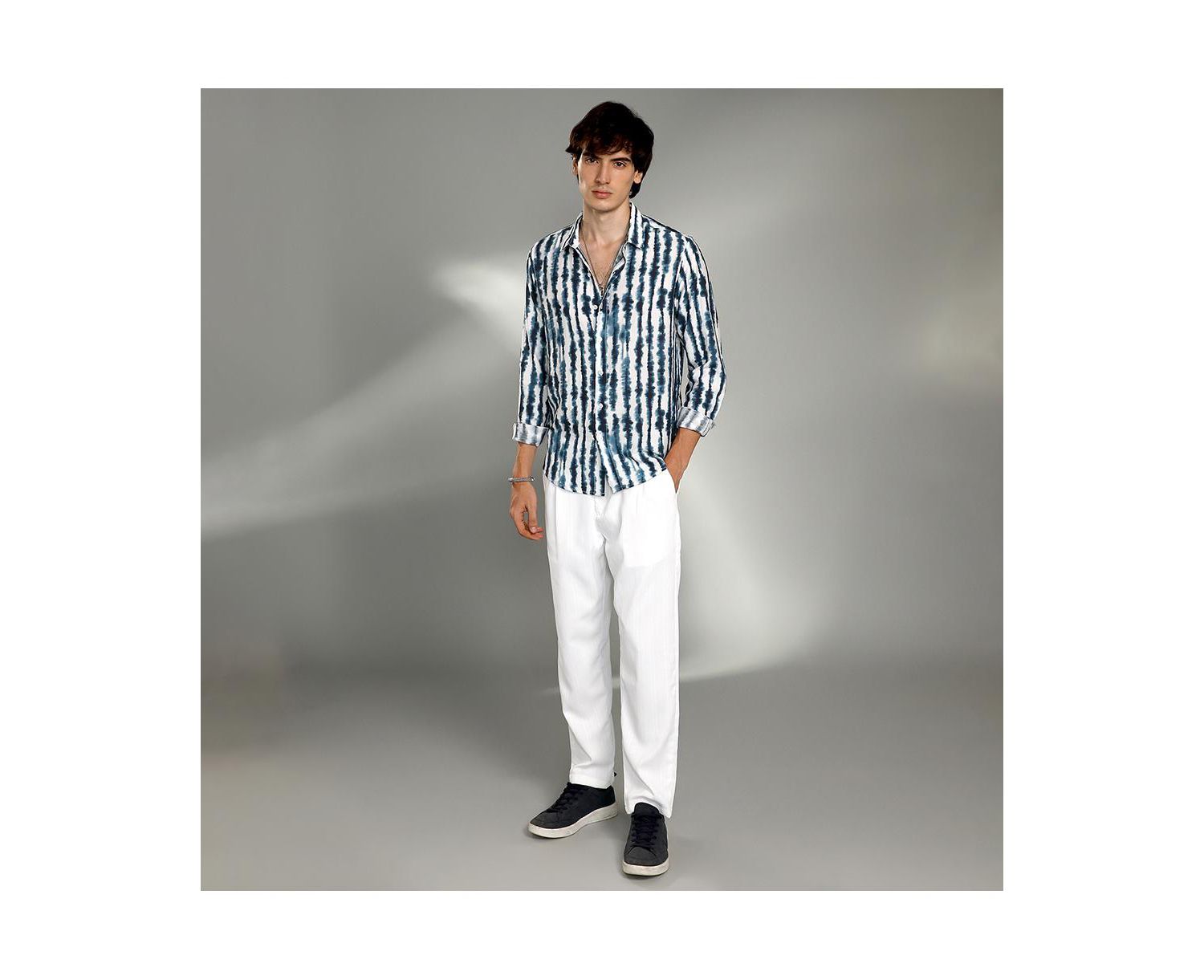 Men's Indigo Blue & Daisy White Ink-Striped Shirt