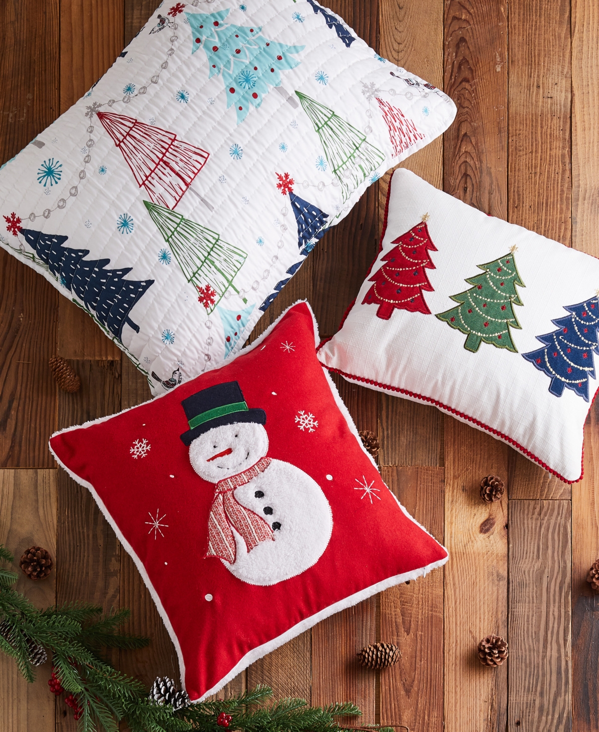 Levtex White Pine Applique Decorative Pillow, 18" X 18" In Red