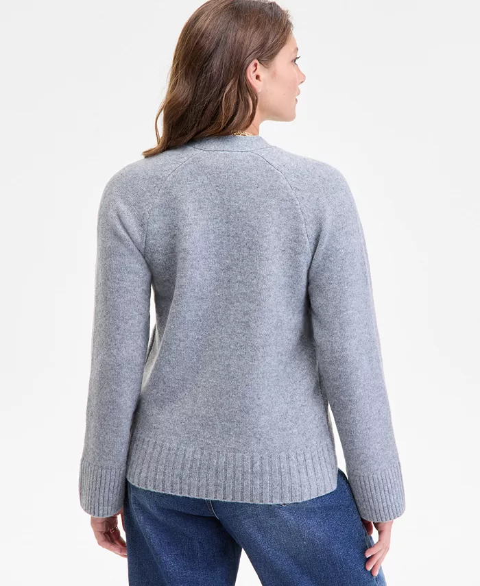 Women's Saddle Sleeve V-Neck Cardigan - thumbnail 9