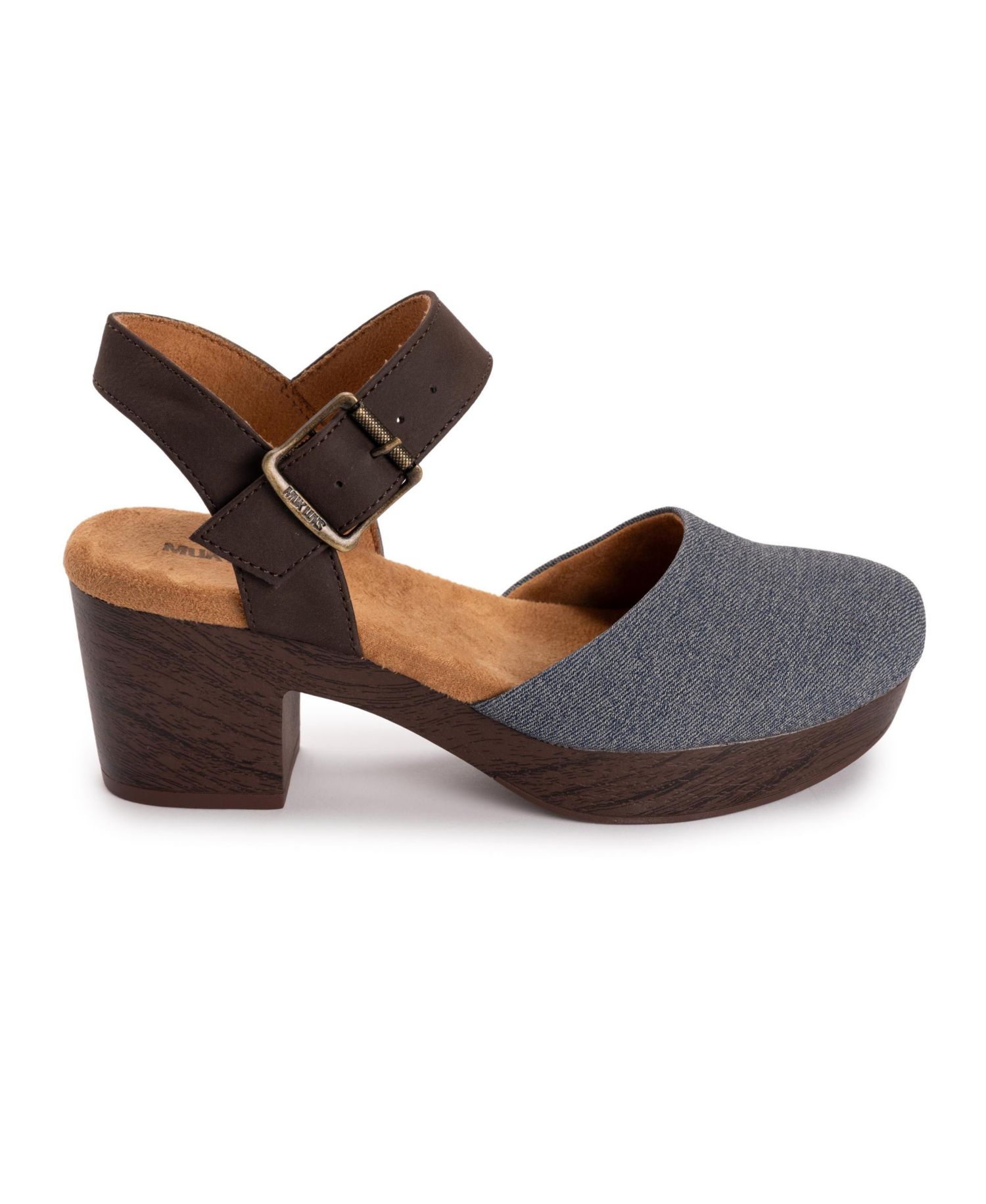 Women's Merritt Closed Toe Quarter Strap Shoe