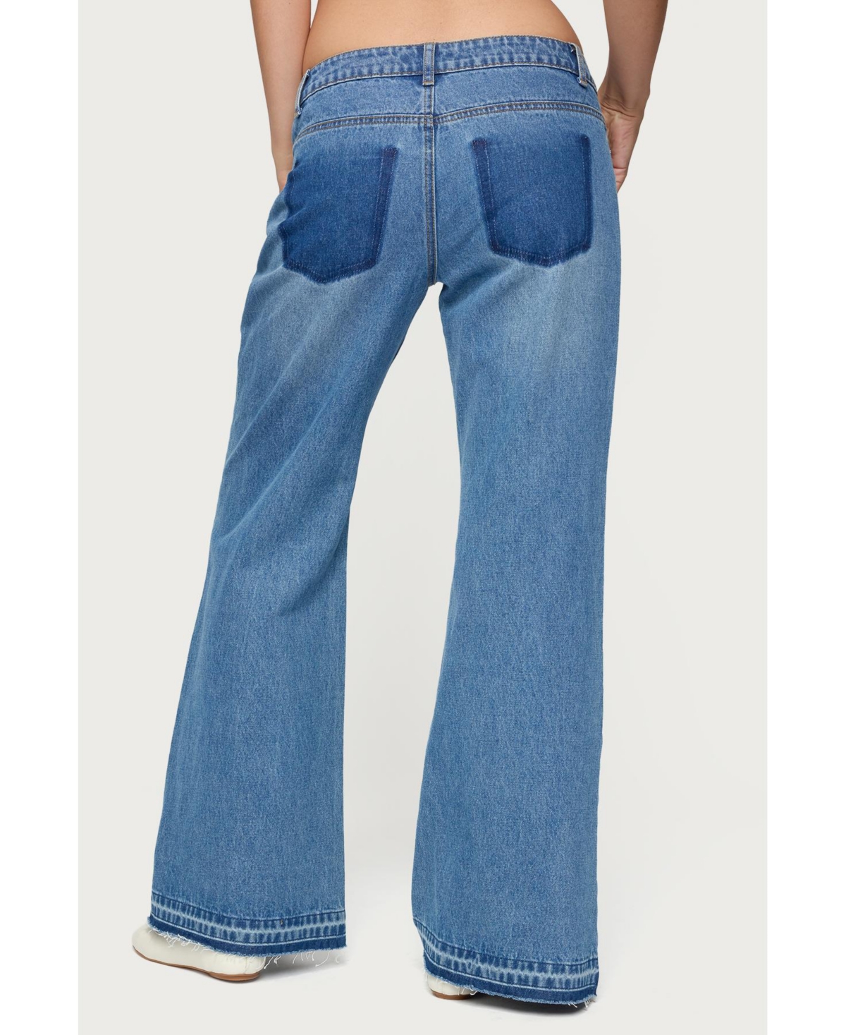 Edikted Womens Nerissa Low Rise Flared Jeans