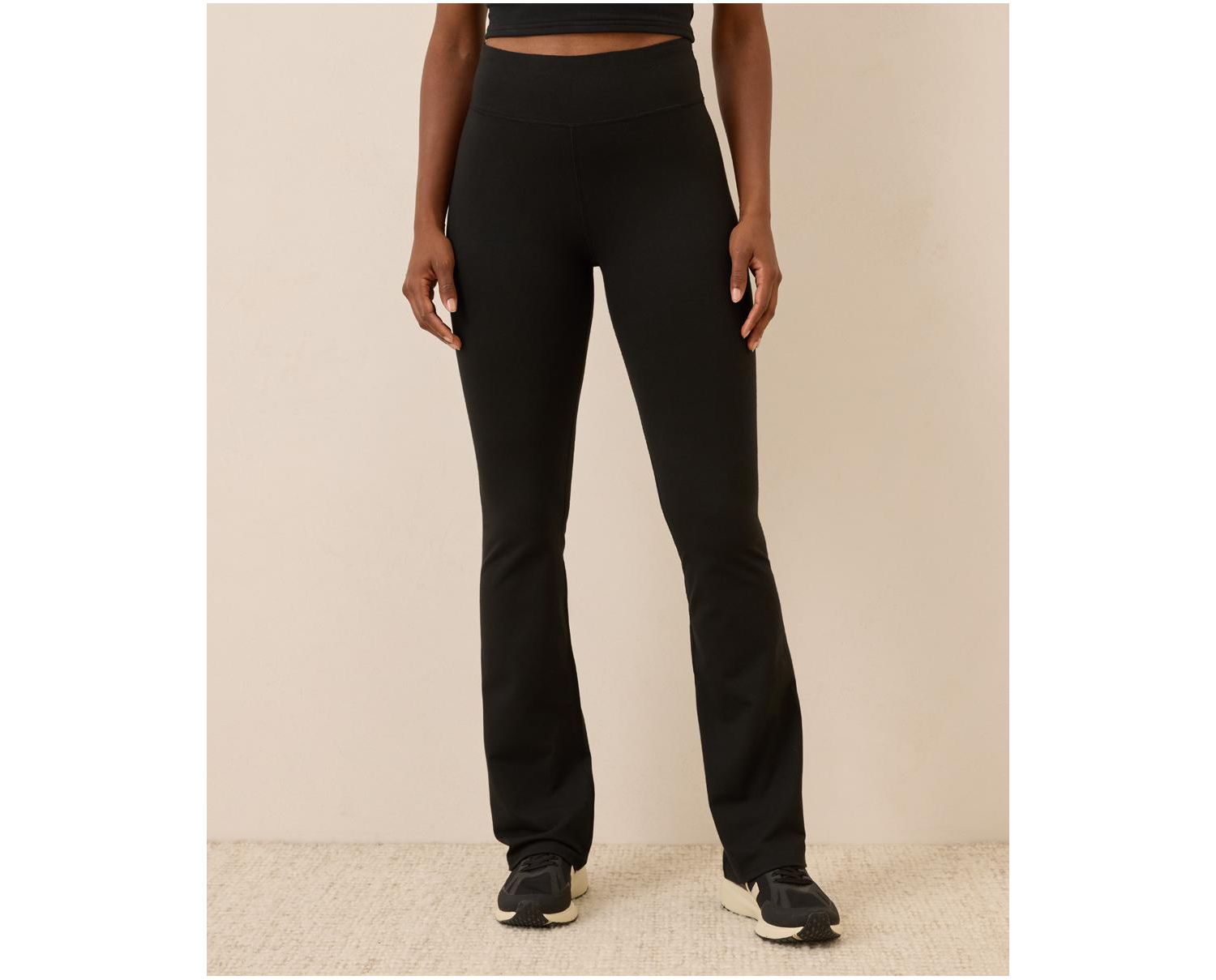 On the Go-To Bootcut Legging