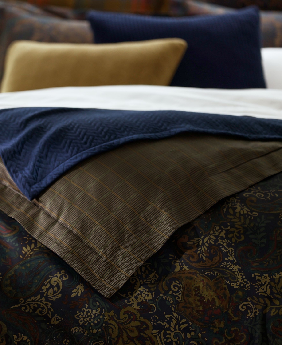 Ralph Lauren Henry Cotton Sateen Reversible 3-pc. Comforter Set, Full/queen In Multi