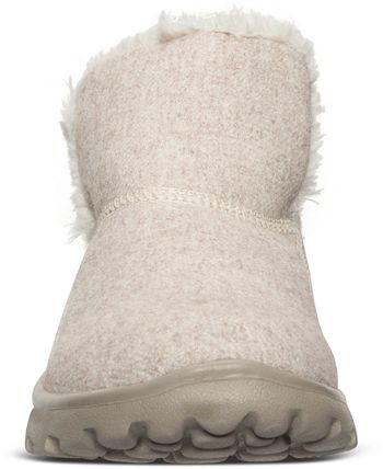 Skechers Women s GOwalk Move Arctic Boots from Finish Line Macy s