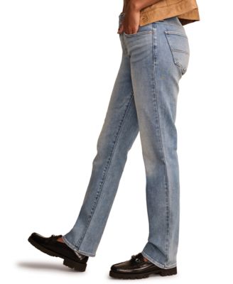 Women's Mid Rise Curvy Straight Jeans