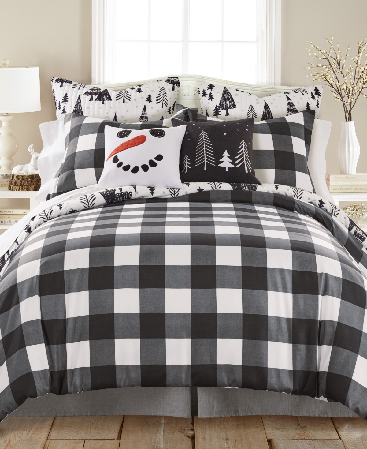 Levtex Home Merry And Bright Northern Star Reversible 2-pc. Comforter Set, Twin In Black