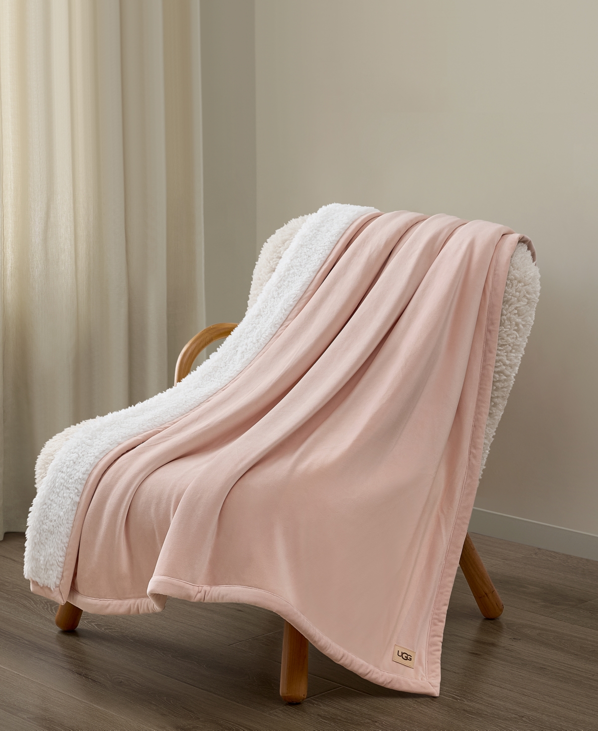Ugg Bliss Faux-fur Throw, 50" X 70" In Pink