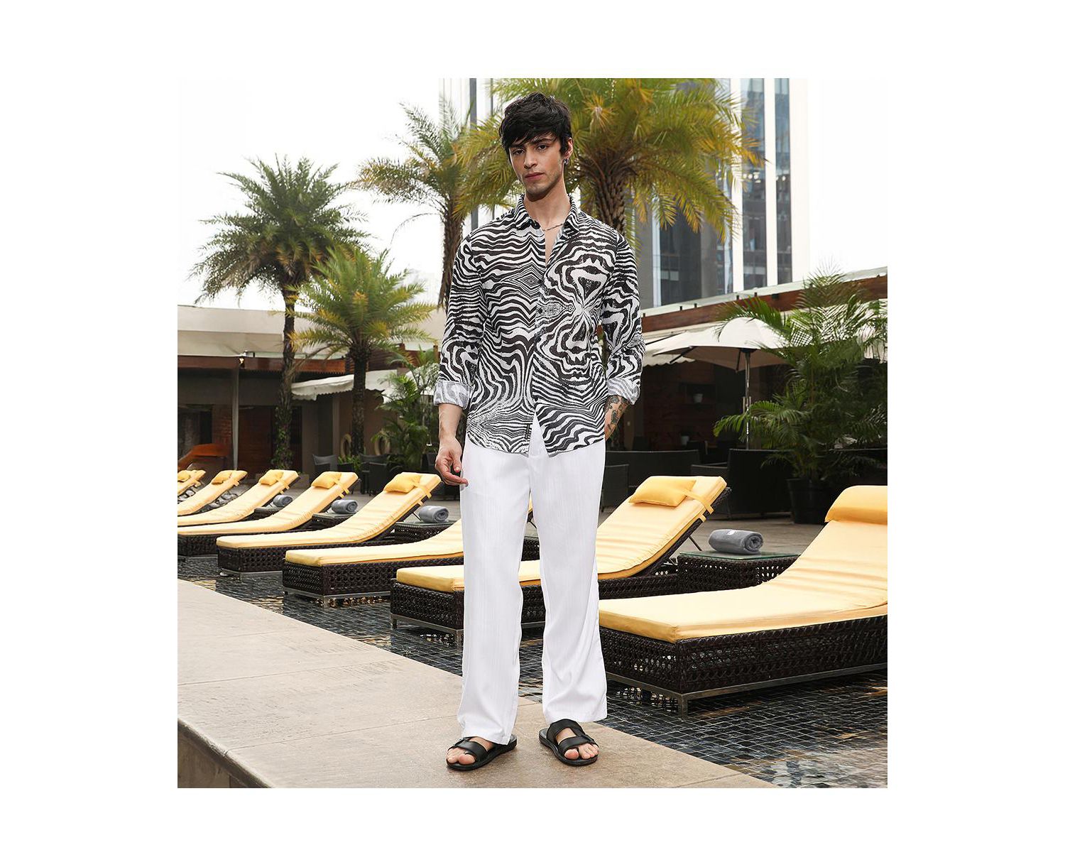 Men's Zebra-Kaleidoscopic Shirt