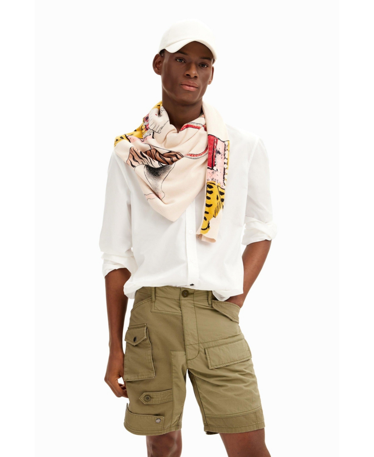 Desigual Men's Multipocket Shorts In Green