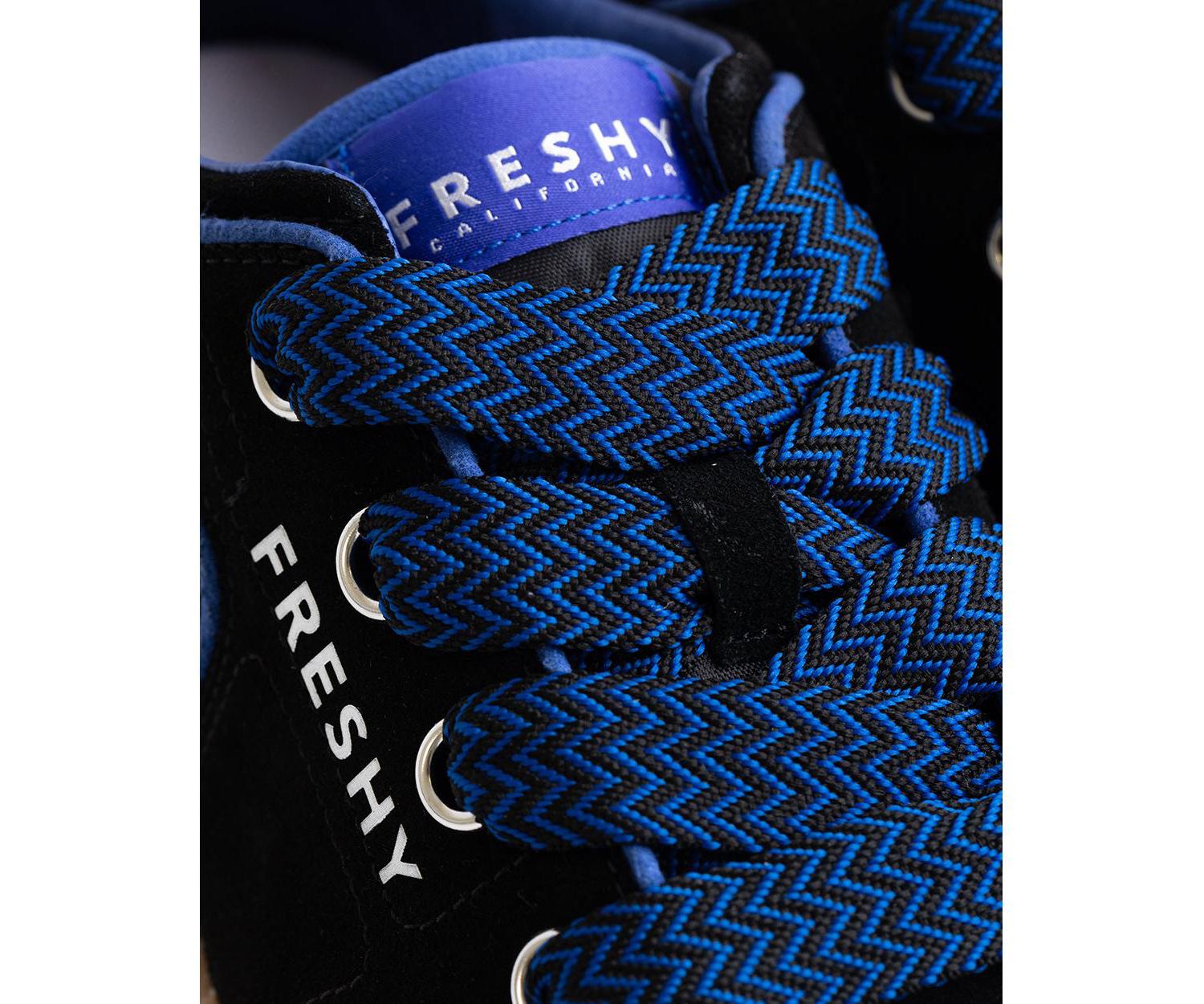 Men's Steezy Nites Sneaker