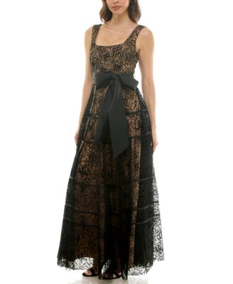 Women's Scoop Neck Tiered Dress