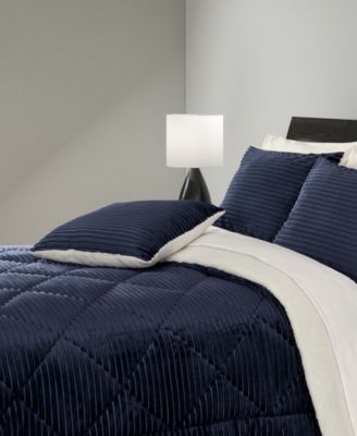 Everett Soft Decorative Pillow, 20" x 20"