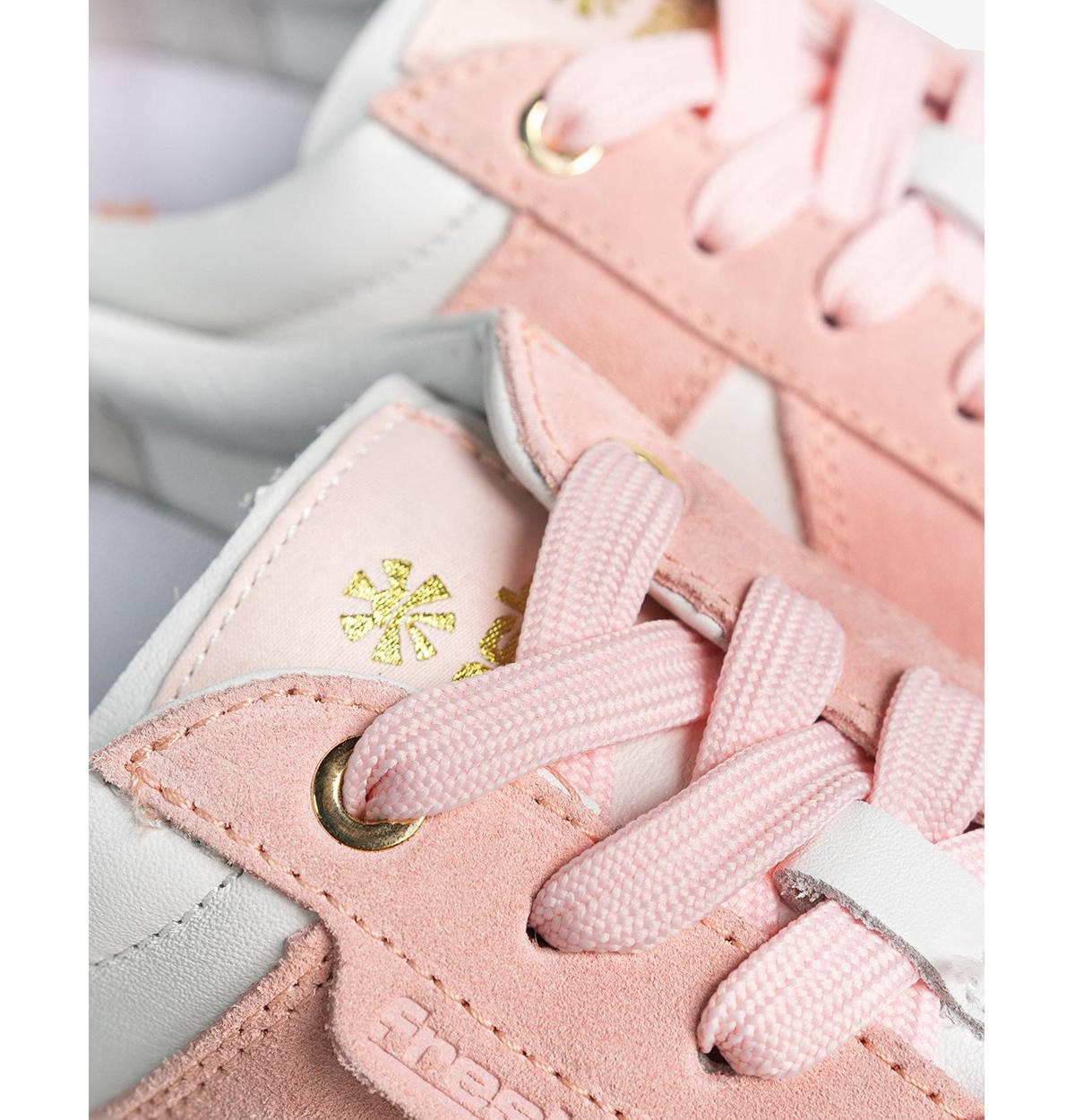 Freshy World Women's Indie Lites Sneaker