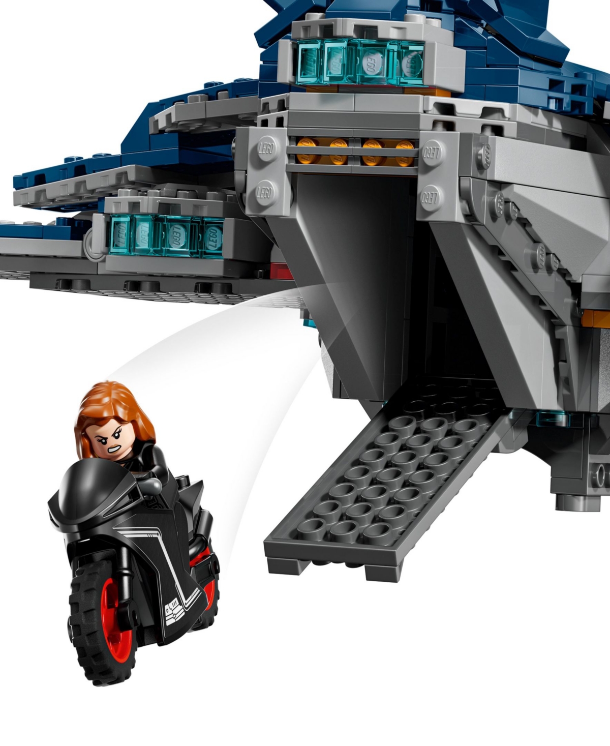 Lego Marvel Avengers: Age Of Ultron Quinjet 76325, 1131 Pieces In Blue