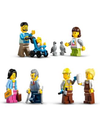 City Trains Central Train Station 60469 Toy Building Set, 752 Pieces