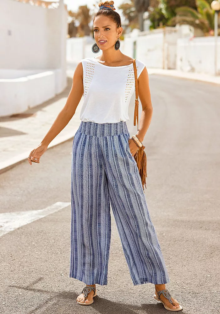 Women's Striped Wide Leg Smocked with Pockets Pants - thumbnail 2