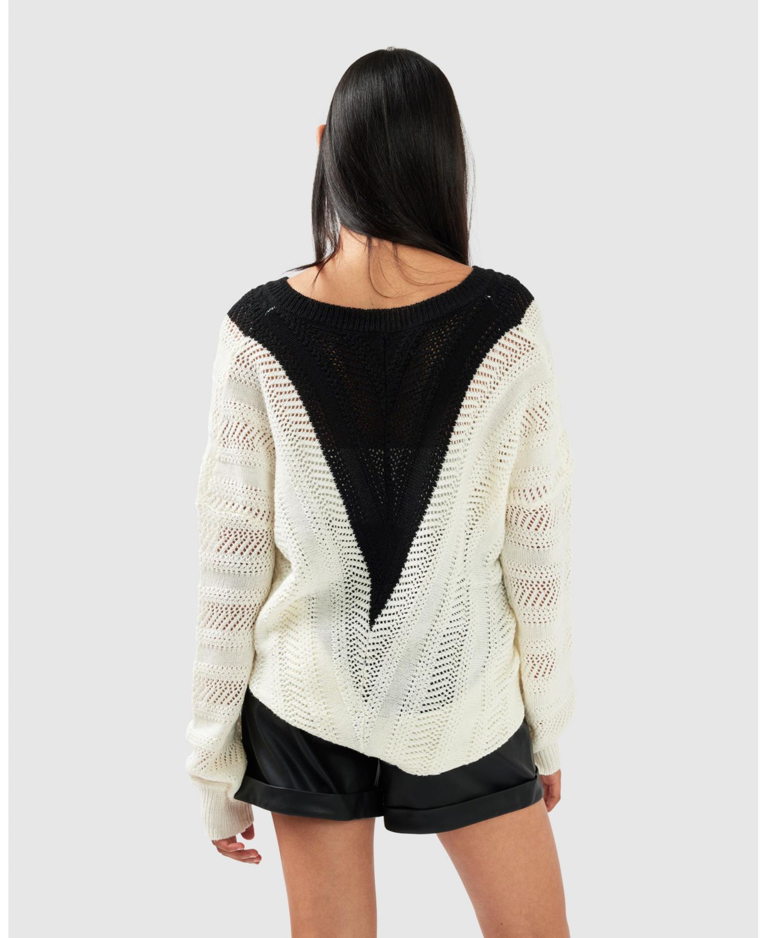 Women's This Moment Oversized V-Neck Knit