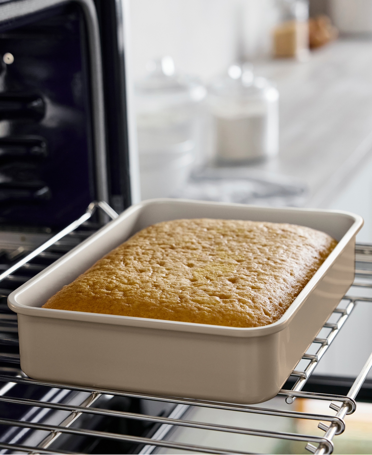 GreenPan Dover Bakeware Rectangular Cake Pan