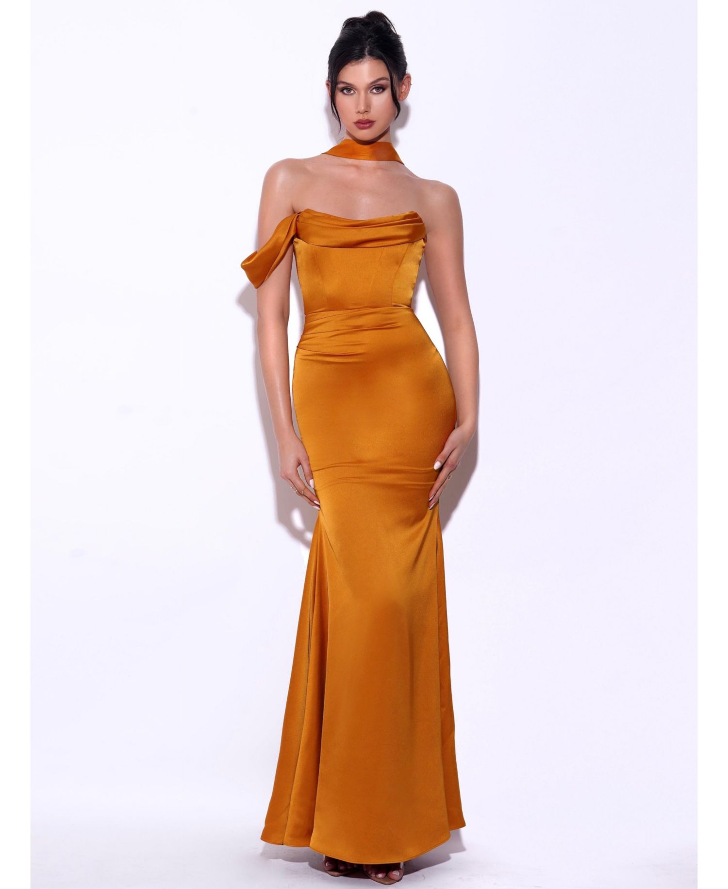Women's Ivona Gold Halter Neck Double Duchess Satin Gown